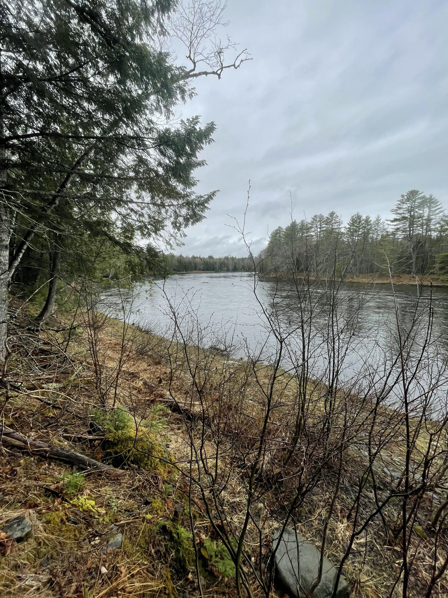 10 Angel Lane Medford ME 04463