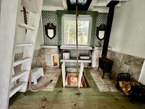 10 Angel Lane Medford ME 04463