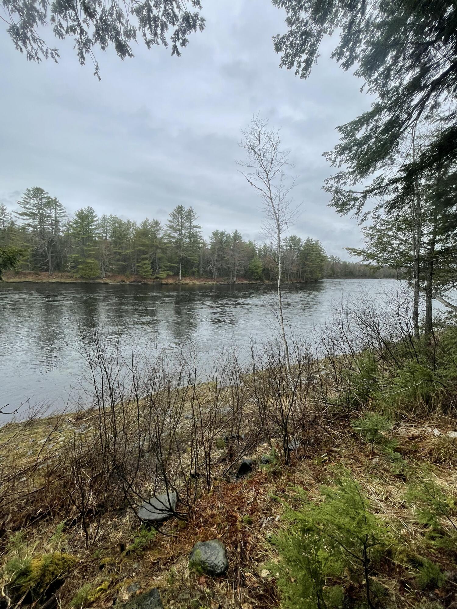 10 Angel Lane Medford ME 04463