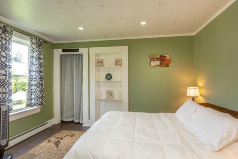 14 Linden Street Auburn ME 04210