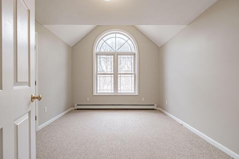 148 Meadow Road Raymond ME 04071