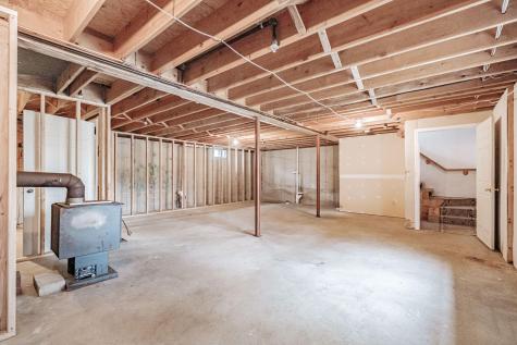148 Meadow Road Raymond ME 04071