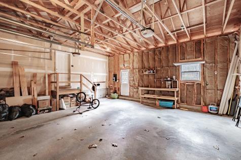 148 Meadow Road Raymond ME 04071