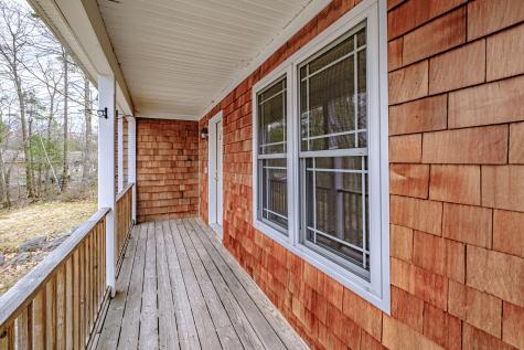 148 Meadow Road Raymond ME 04071