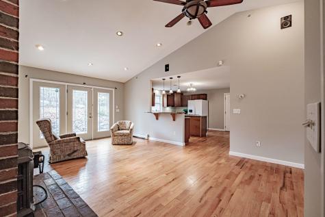 148 Meadow Road Raymond ME 04071