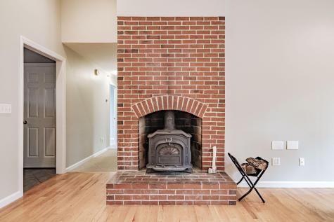 148 Meadow Road Raymond ME 04071