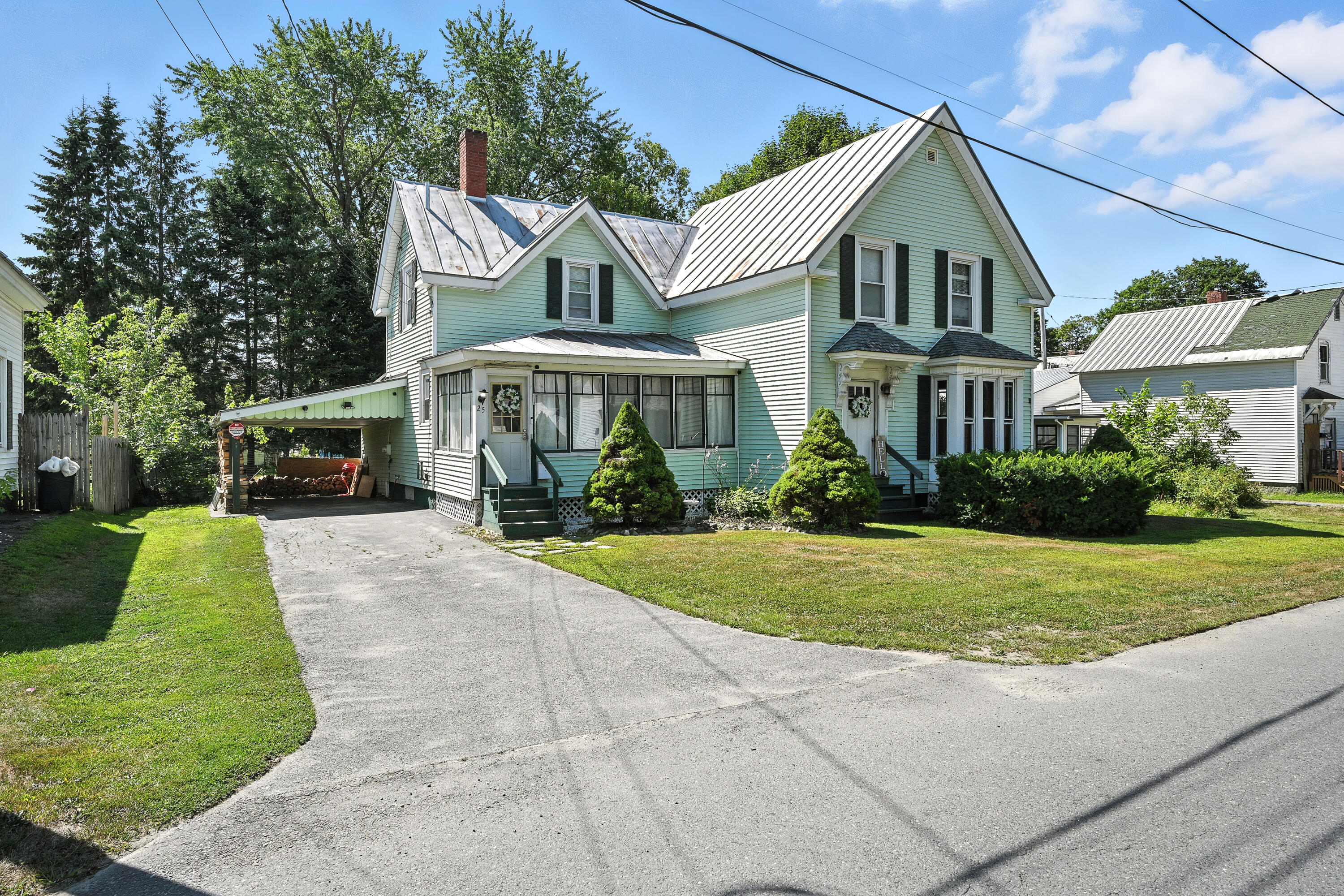 25 Winter Street Skowhegan ME 04976