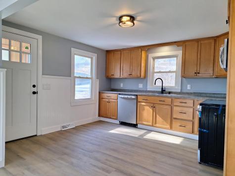 155 Second Street Auburn ME 04210