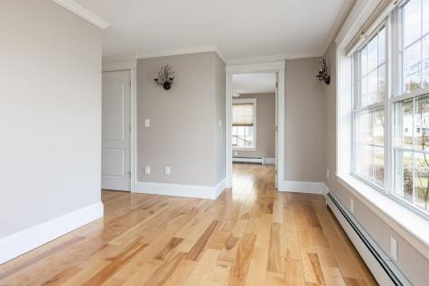 22 Providence Avenue Falmouth ME 04105