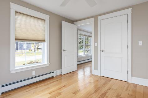 22 Providence Avenue Falmouth ME 04105