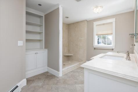 22 Providence Avenue Falmouth ME 04105