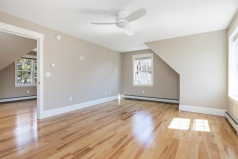22 Providence Avenue Falmouth ME 04105
