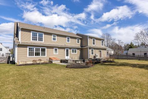 22 Providence Avenue Falmouth ME 04105