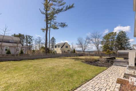 22 Providence Avenue Falmouth ME 04105