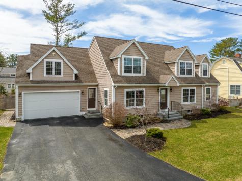 22 Providence Avenue Falmouth ME 04105