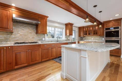 22 Providence Avenue Falmouth ME 04105