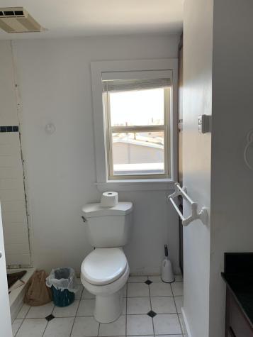 82 New County Road Rockland ME 04841