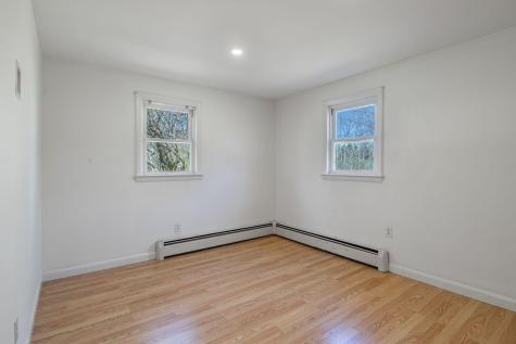 16 Mayall Road Gray ME 04039