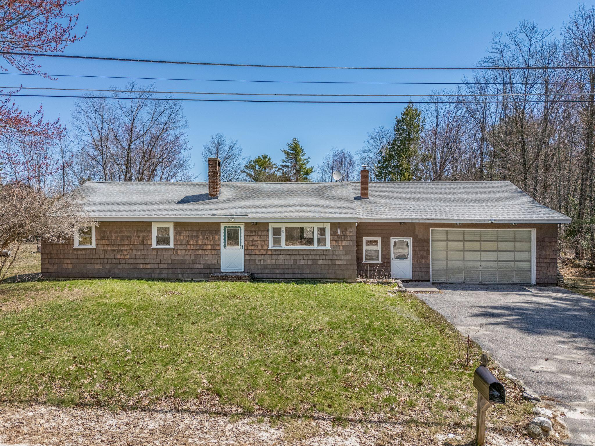 16 Mayall Road Gray ME 04039