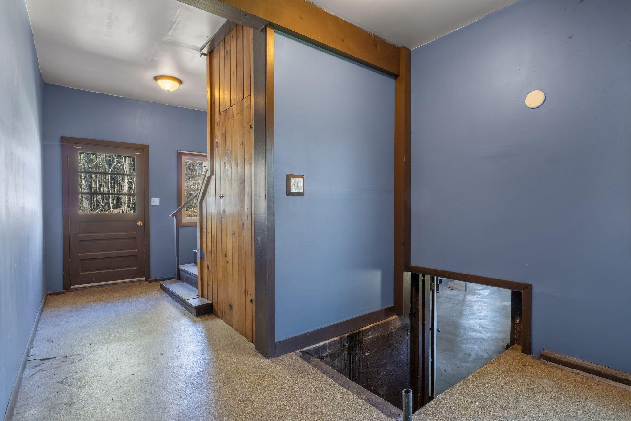 16 Mayall Road Gray ME 04039