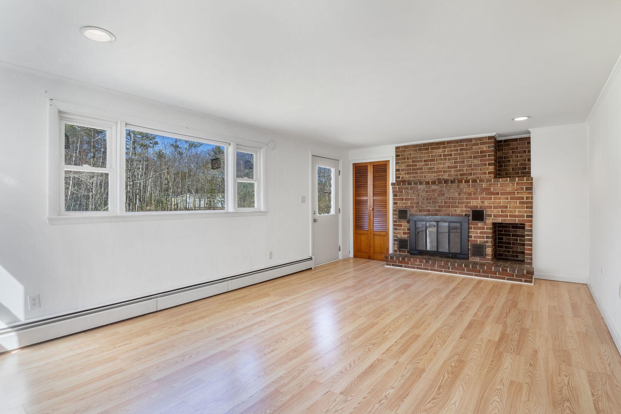 16 Mayall Road Gray ME 04039