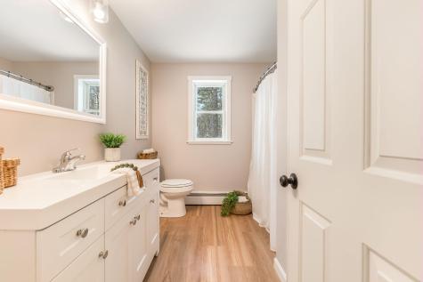 25 Spring Lake Drive Waterboro ME 04061