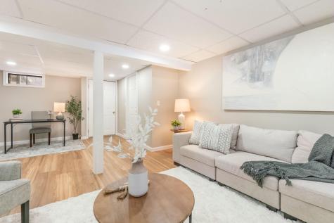 25 Spring Lake Drive Waterboro ME 04061