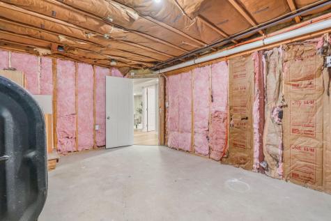 25 Spring Lake Drive Waterboro ME 04061