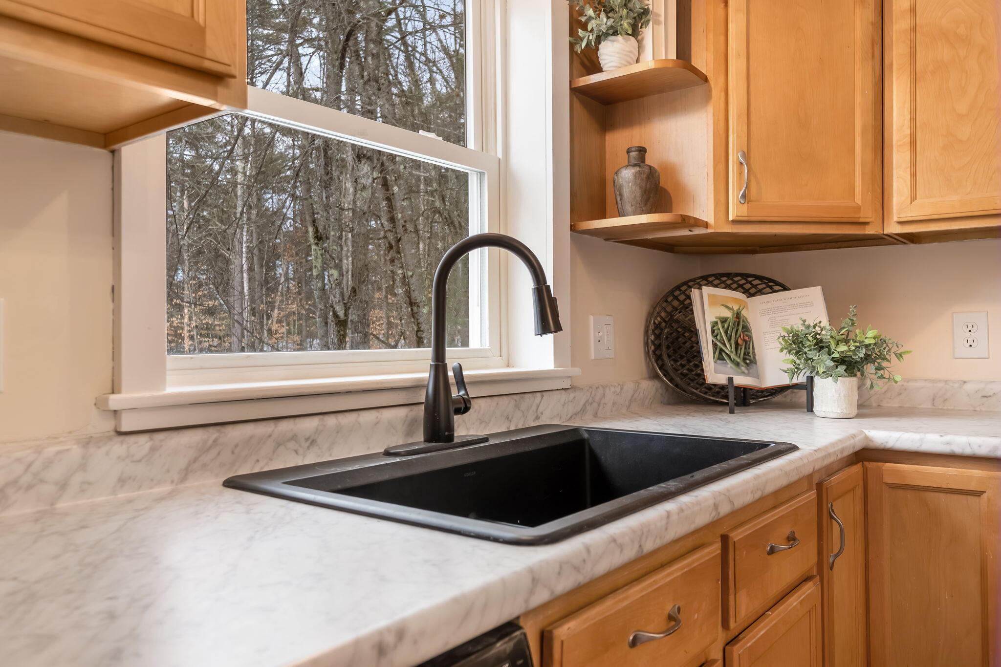 25 Spring Lake Drive Waterboro ME 04061