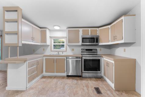 1 Pine Grove Lane Augusta ME 04330