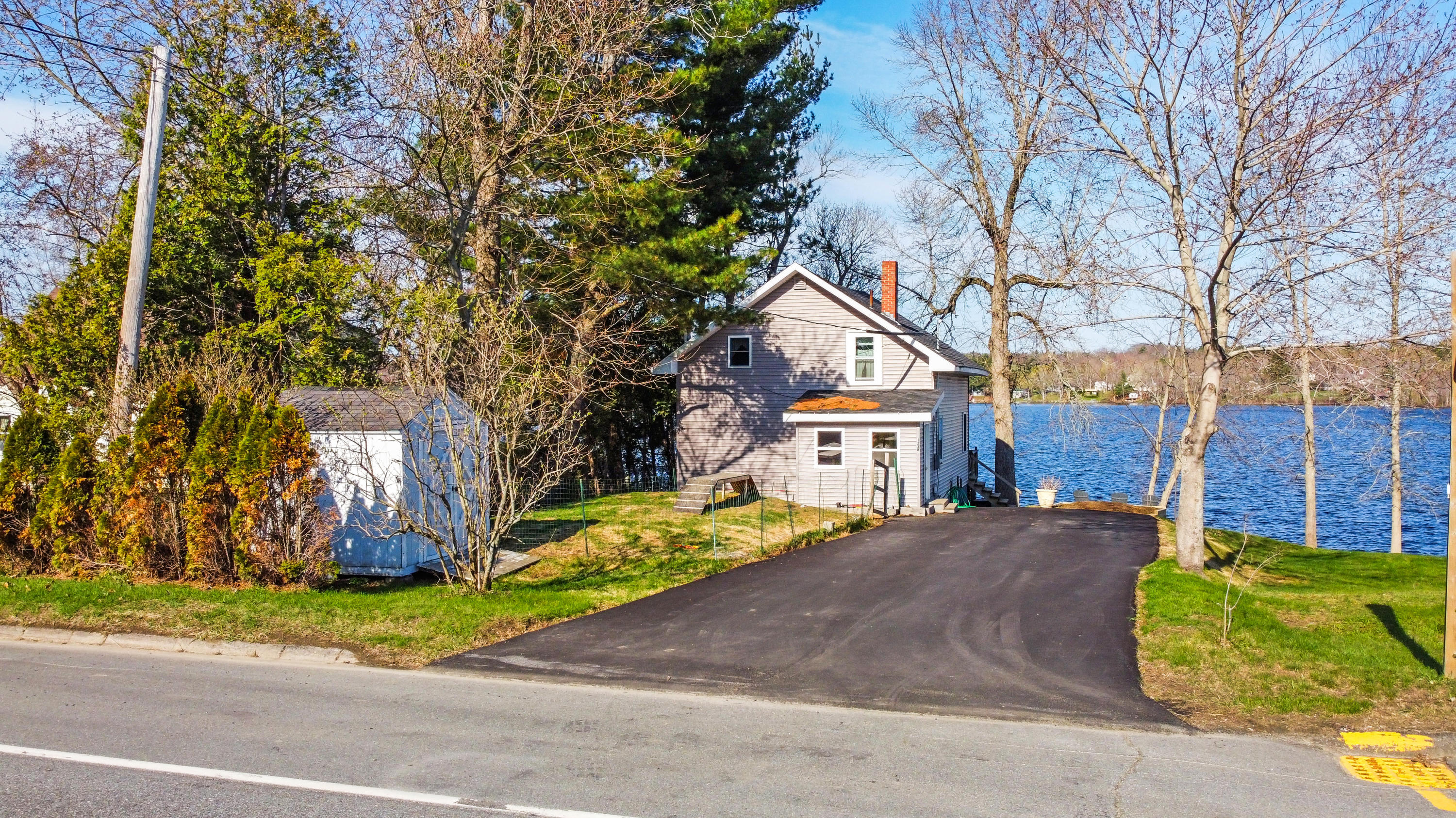 1338 Lakeview Drive China Maine Real Estate Listing MLS 1495700