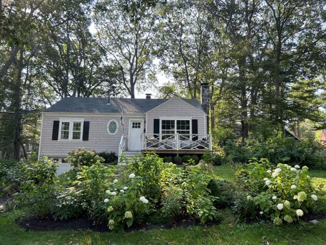 60 Oakhurst Road Cape Elizabeth ME 04107