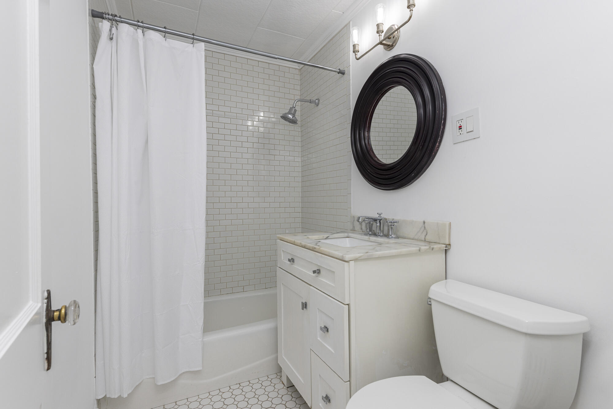 60 Oakhurst Road Cape Elizabeth ME 04107