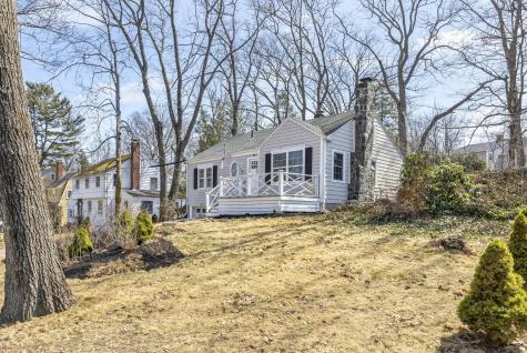 60 Oakhurst Road Cape Elizabeth ME 04107