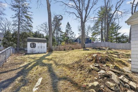 60 Oakhurst Road Cape Elizabeth ME 04107