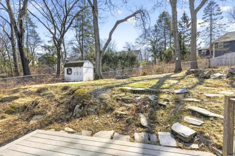 60 Oakhurst Road Cape Elizabeth ME 04107