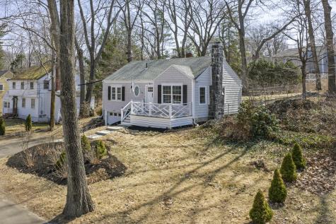 60 Oakhurst Road Cape Elizabeth ME 04107