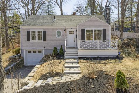 60 Oakhurst Road Cape Elizabeth ME 04107