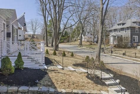 60 Oakhurst Road Cape Elizabeth ME 04107