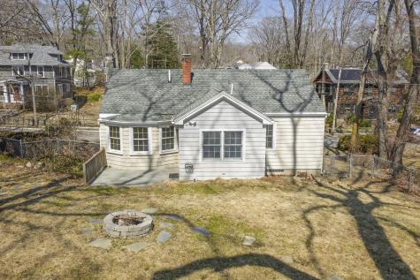 60 Oakhurst Road Cape Elizabeth ME 04107