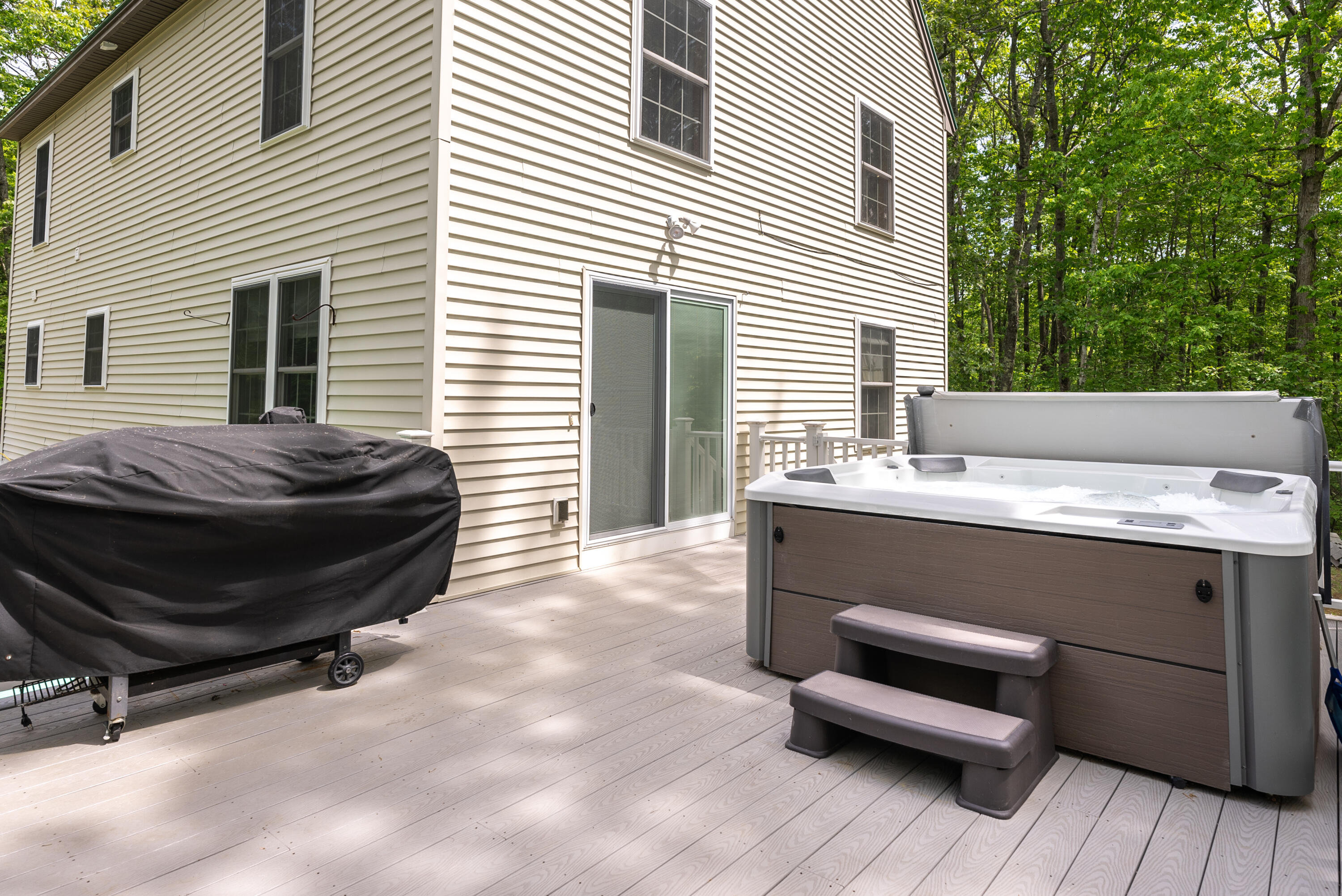 25 Adirondack Drive Hollis ME 04042