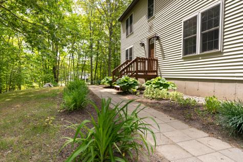 25 Adirondack Drive Hollis ME 04042