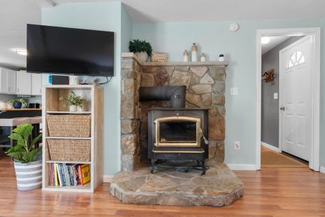 25 Adirondack Drive Hollis ME 04042