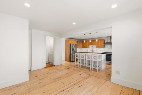 166 E Main Street Yarmouth ME 04096