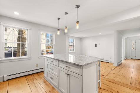 166 E Main Street Yarmouth ME 04096