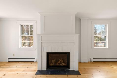 166 E Main Street Yarmouth ME 04096