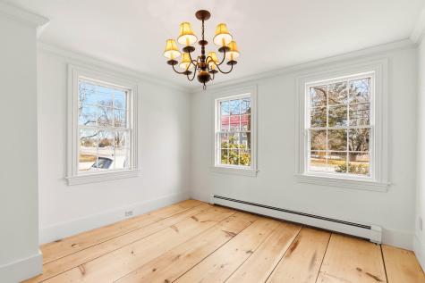 166 E Main Street Yarmouth ME 04096