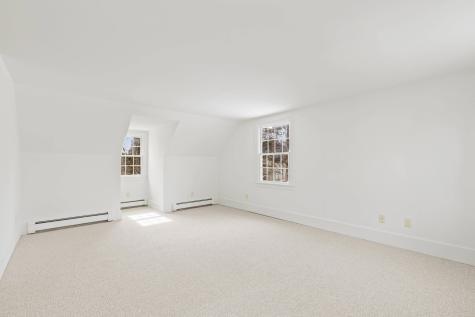 166 E Main Street Yarmouth ME 04096