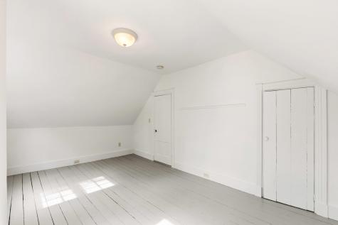 166 E Main Street Yarmouth ME 04096