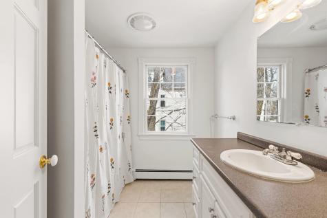 166 E Main Street Yarmouth ME 04096